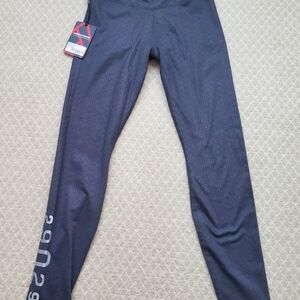 29029 Everesting Peak leggings size S grey